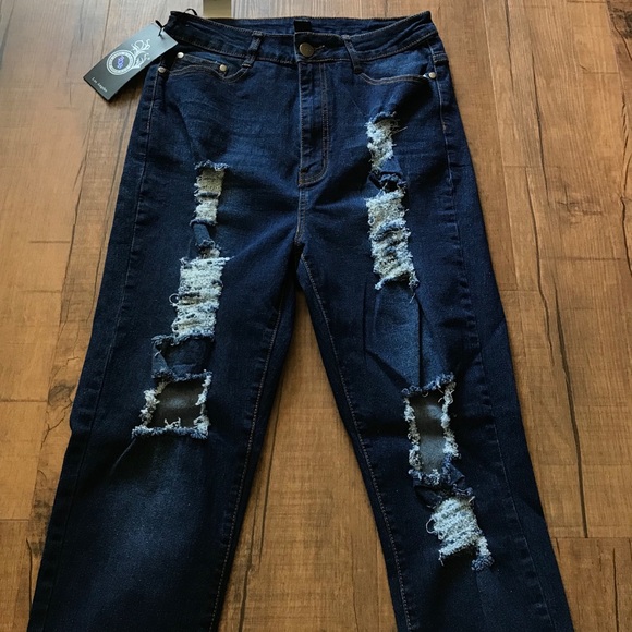 Fashion Nova Say Yes To Distress Jeans - Dark Wash - Picture 2 of 7